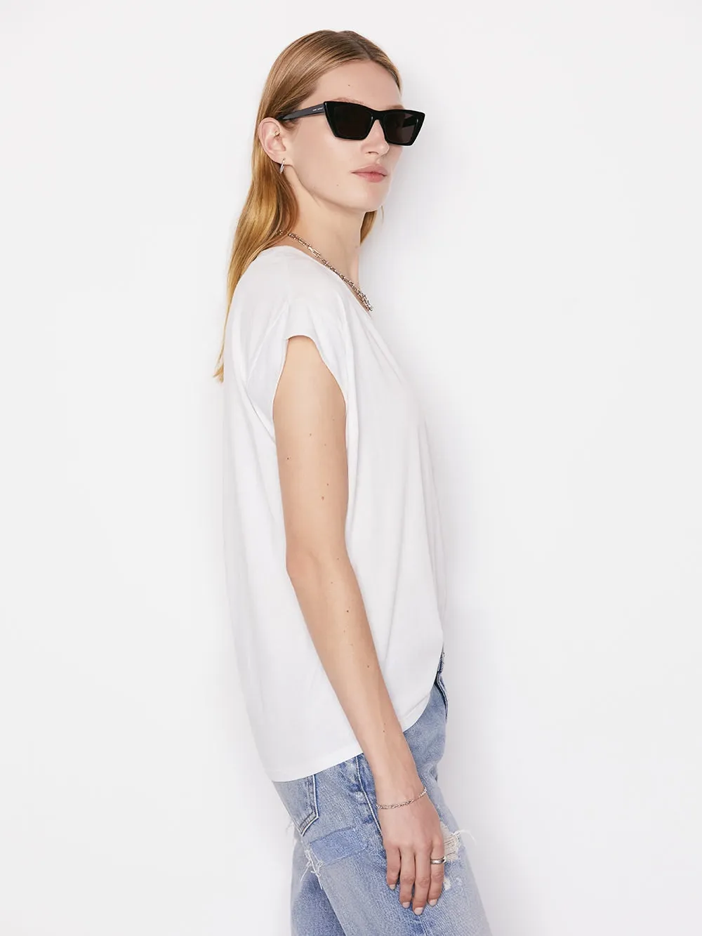 Frame Le Mid Rise V Neck Tee