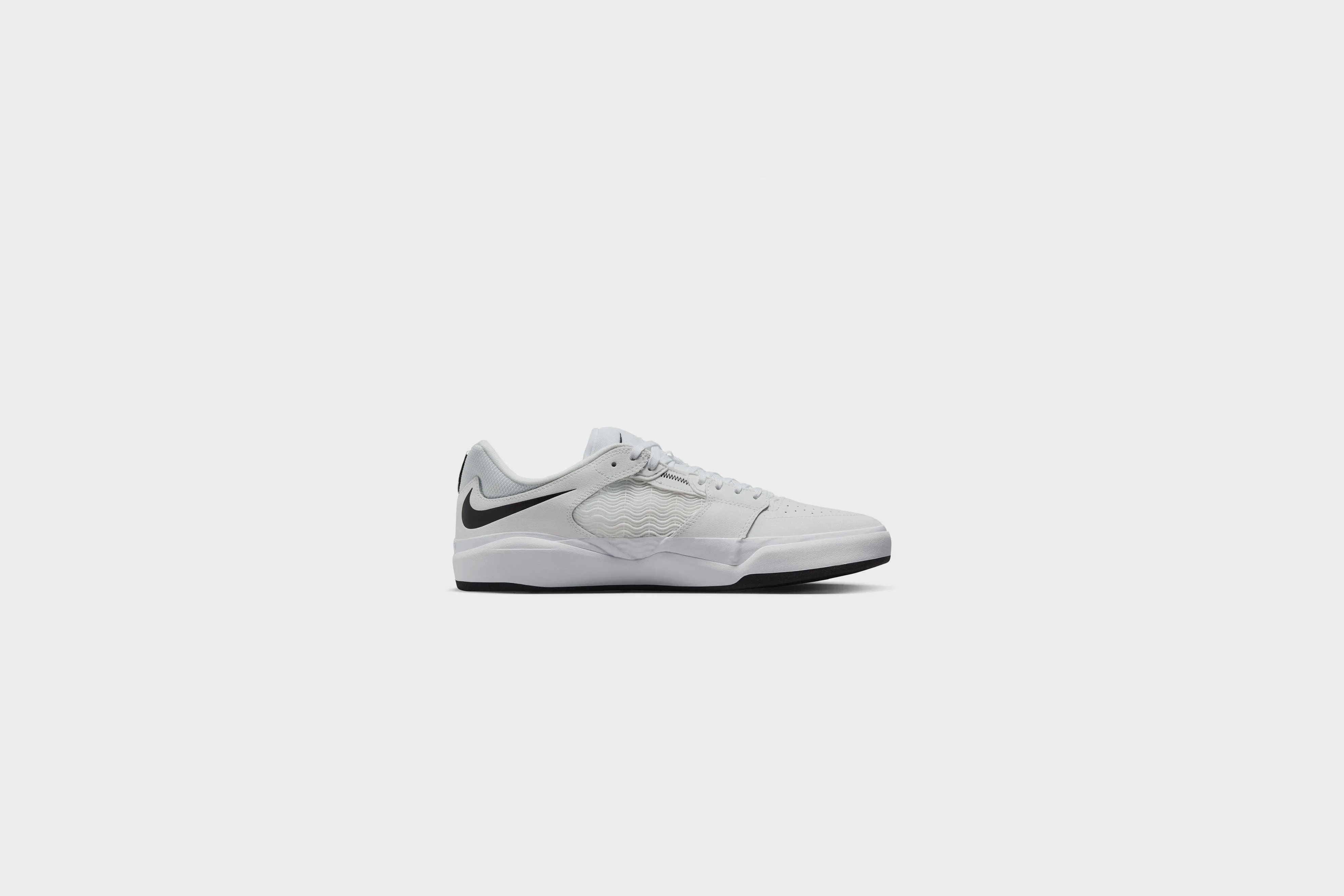 Nike SB Ishod PRM L (White/Black-White-Black)